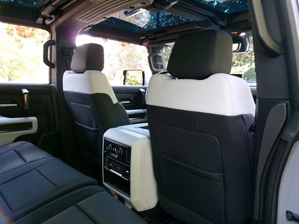 Used 2024 GMC Hummer EV 2X AWD/4WD image 26