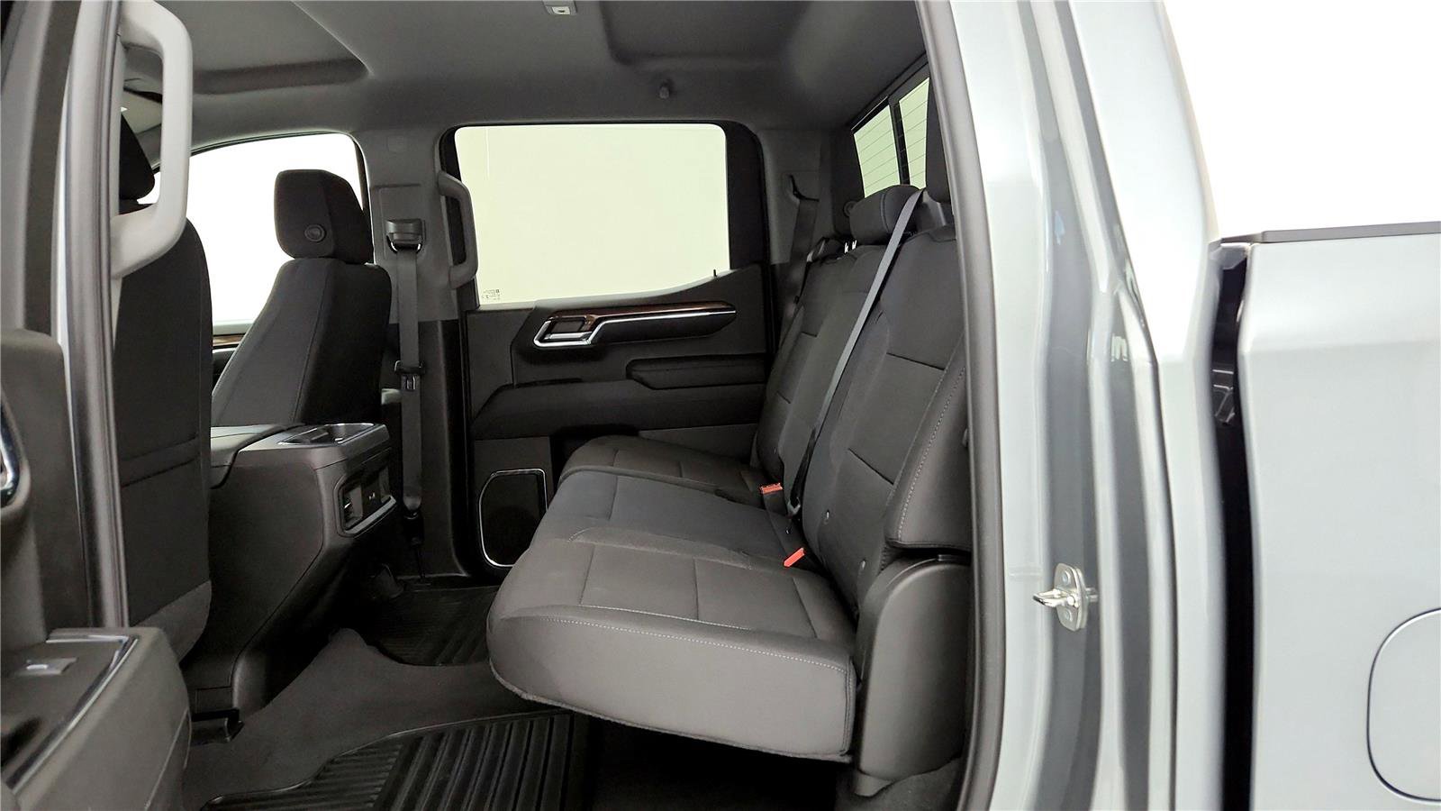 Used 2024 Chevrolet Silverado 1500 RST w/ Convenience Package II image 21