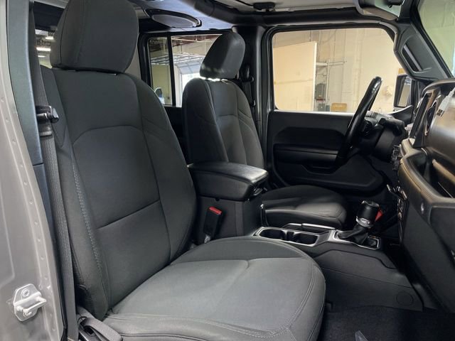 Used 2021 Jeep Gladiator Willys image 27