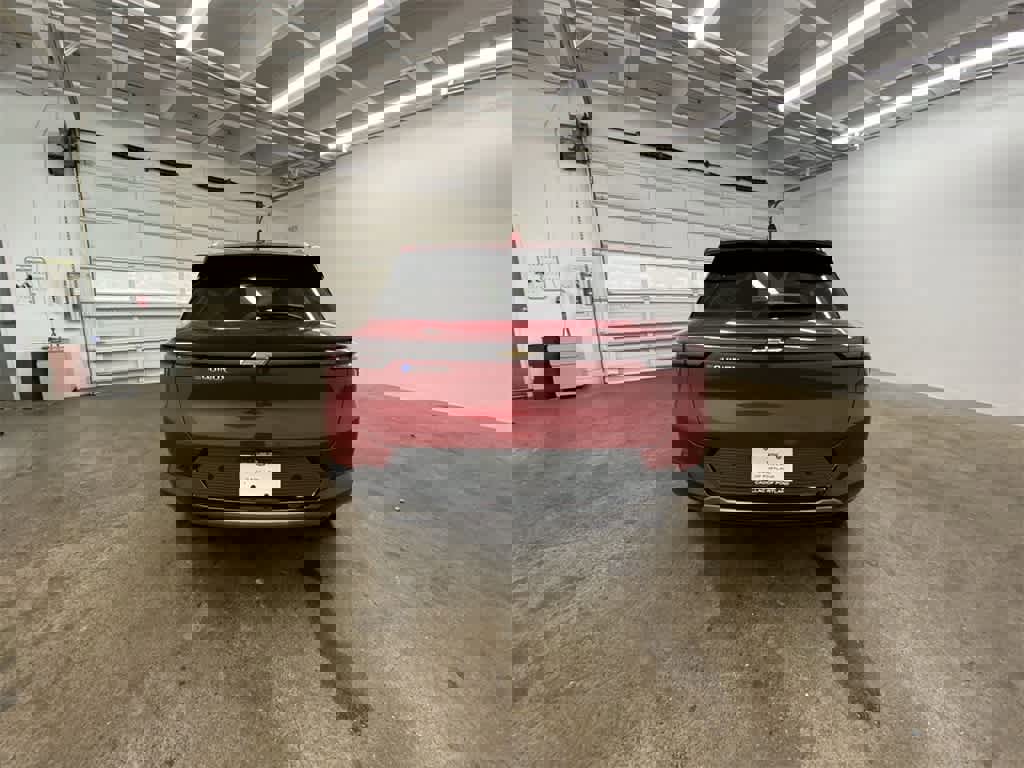 Used 2025 Chevrolet Equinox EV LT w/ Convenience Package image 5