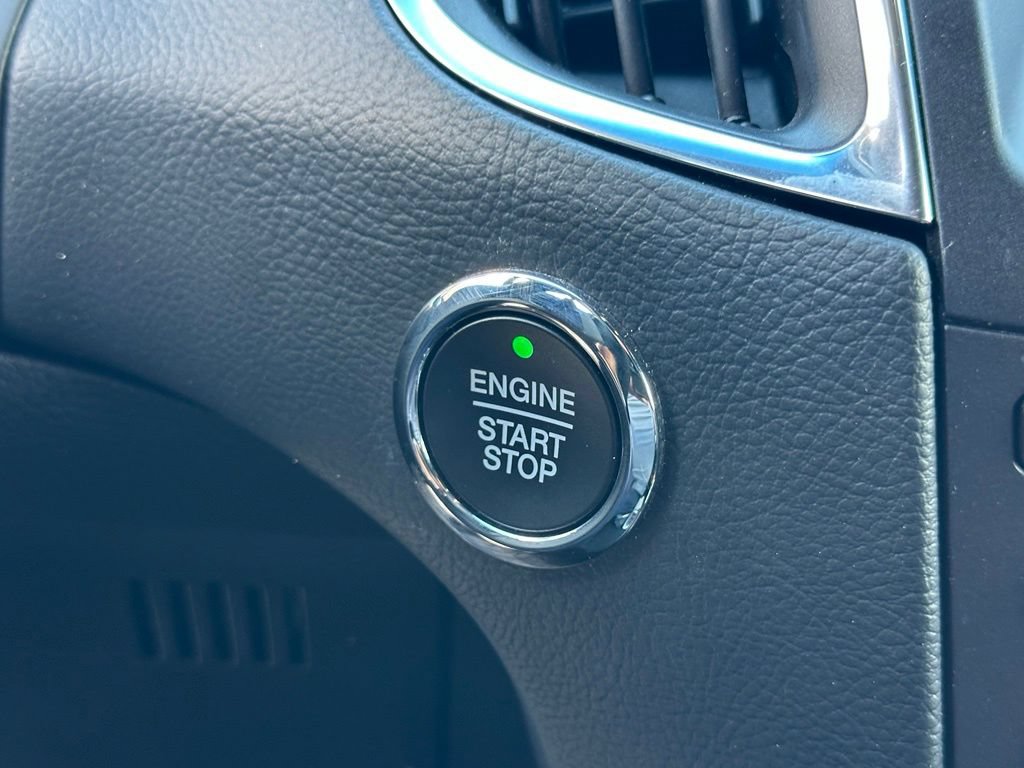 Used 2019 Ford Edge ST w/ Equipment Group 401A AWD/4WD image 32