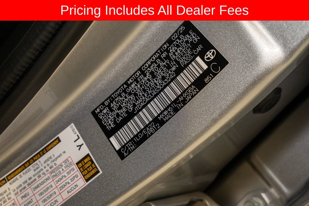 Used 2025 Toyota Prius Plug-In Hybrid FWD image 20