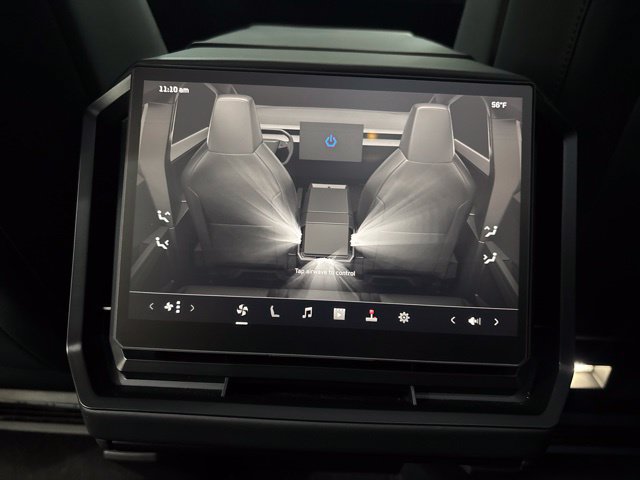Used 2024 Tesla Cybertruck AWD Crew Cab image 29