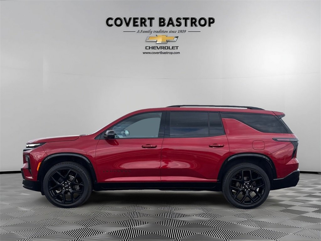 Used 2025 Chevrolet Traverse RS image 4