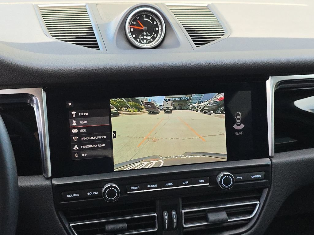 Used 2021 Porsche Macan S AWD/4WD image 29