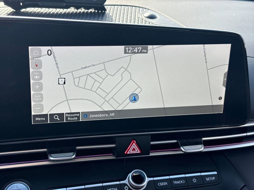 Used 2024 Hyundai Elantra SEL image 20