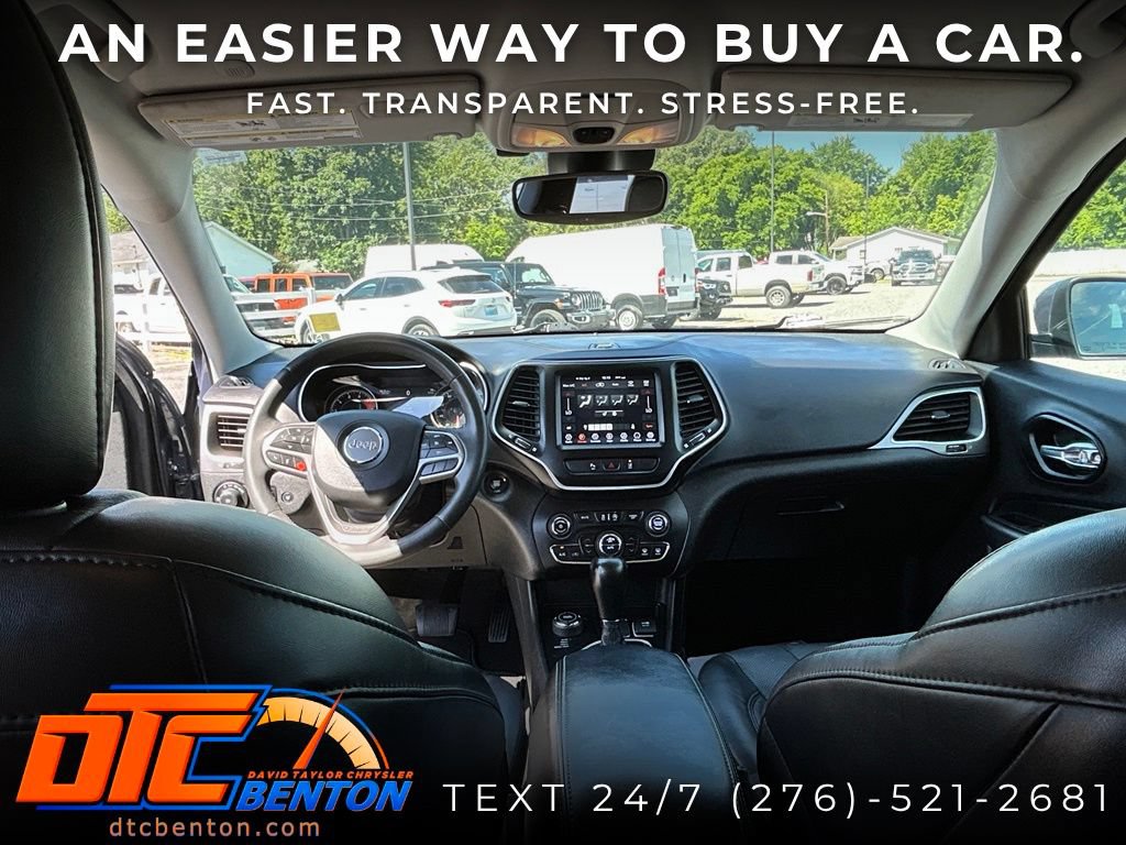 Used 2021 Jeep Cherokee Latitude Lux w/ Comfort/Convenience Group AWD/4WD image 12