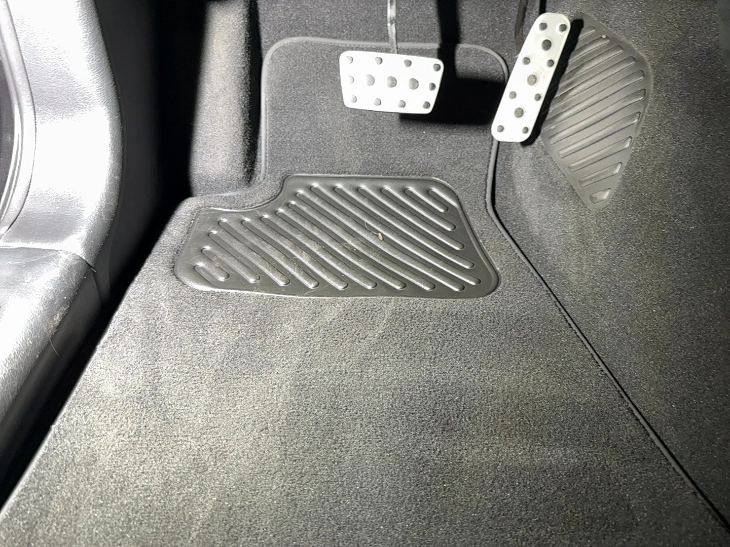 Used 2005 Pontiac GTO RWD image 44