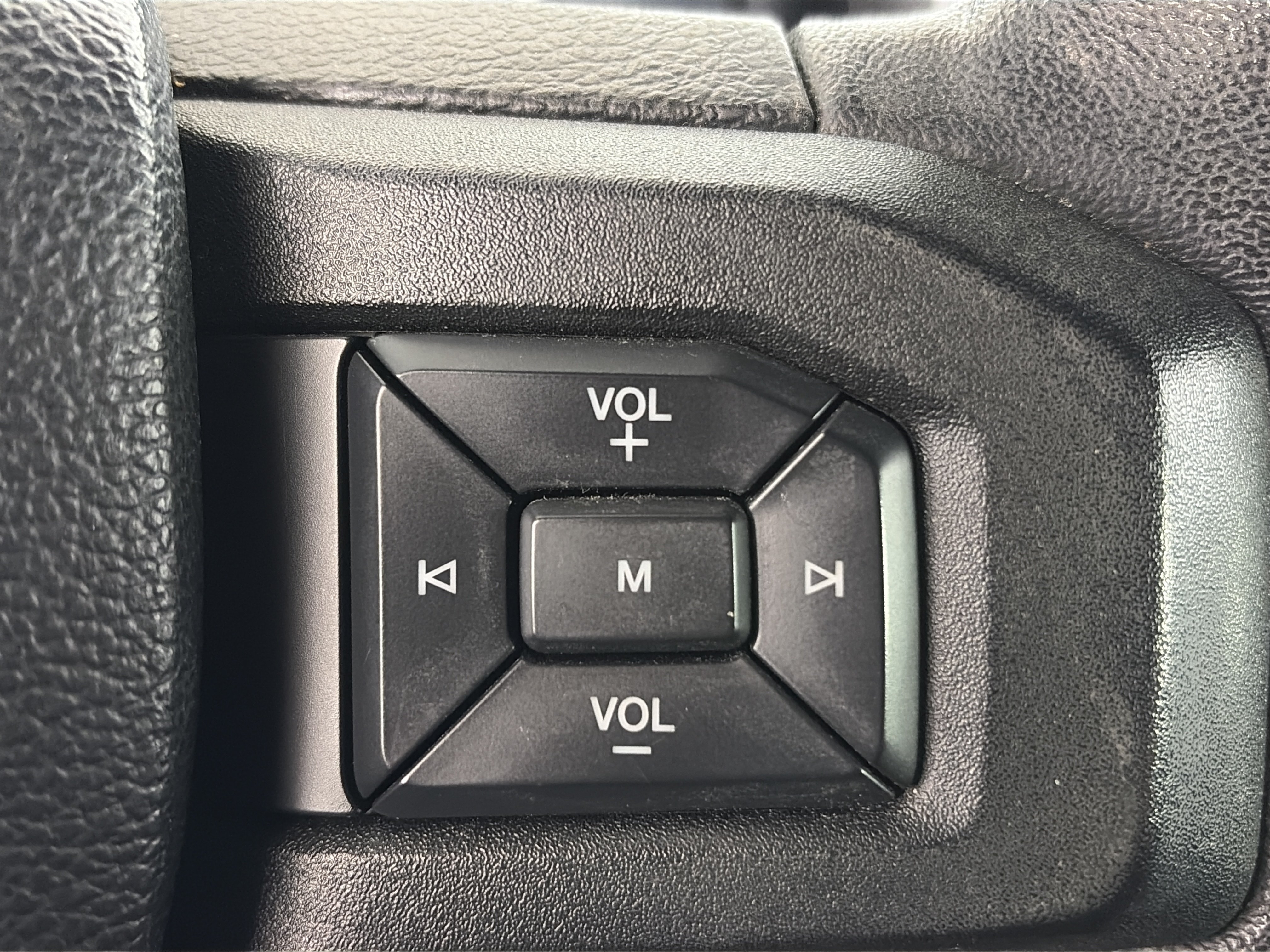 Used 2018 Ford F150 XLT w/ Equipment Group 301A Mid AWD/4WD image 39