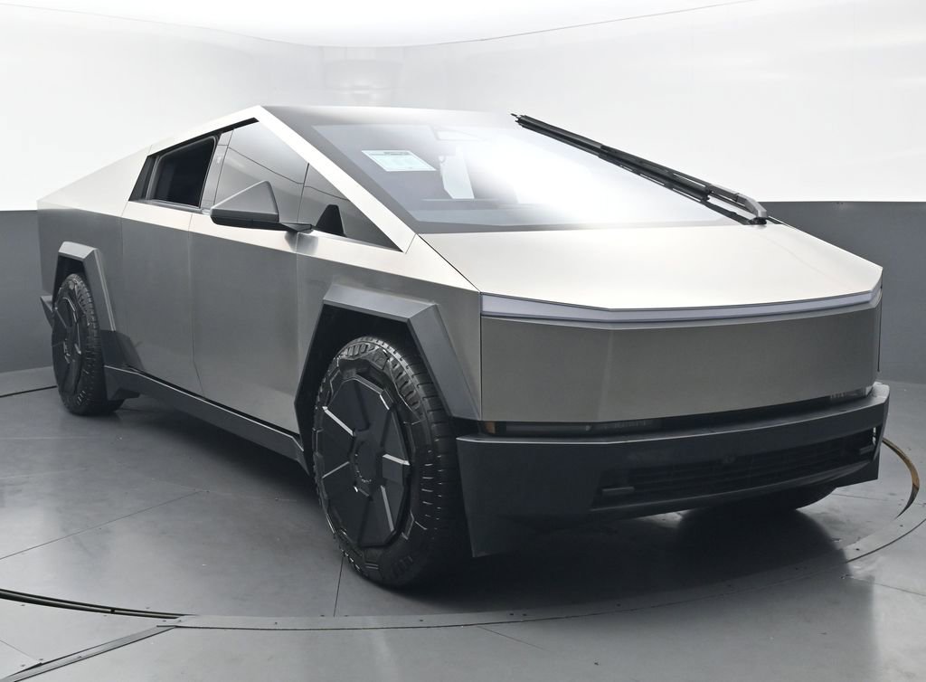 Used 2024 Tesla Cybertruck AWD Crew Cab image 2