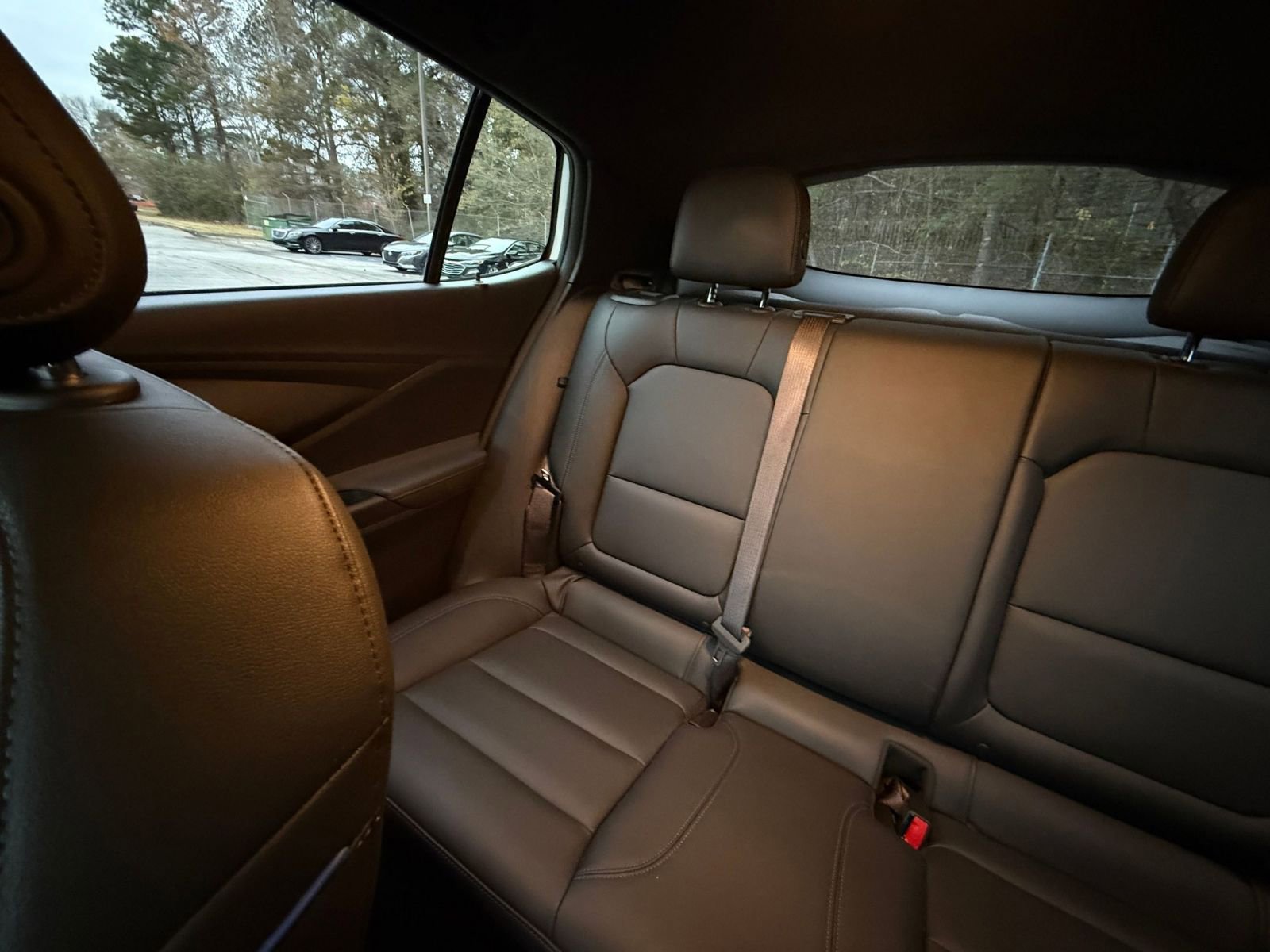 Used 2025 Buick Envista Sport Touring image 39