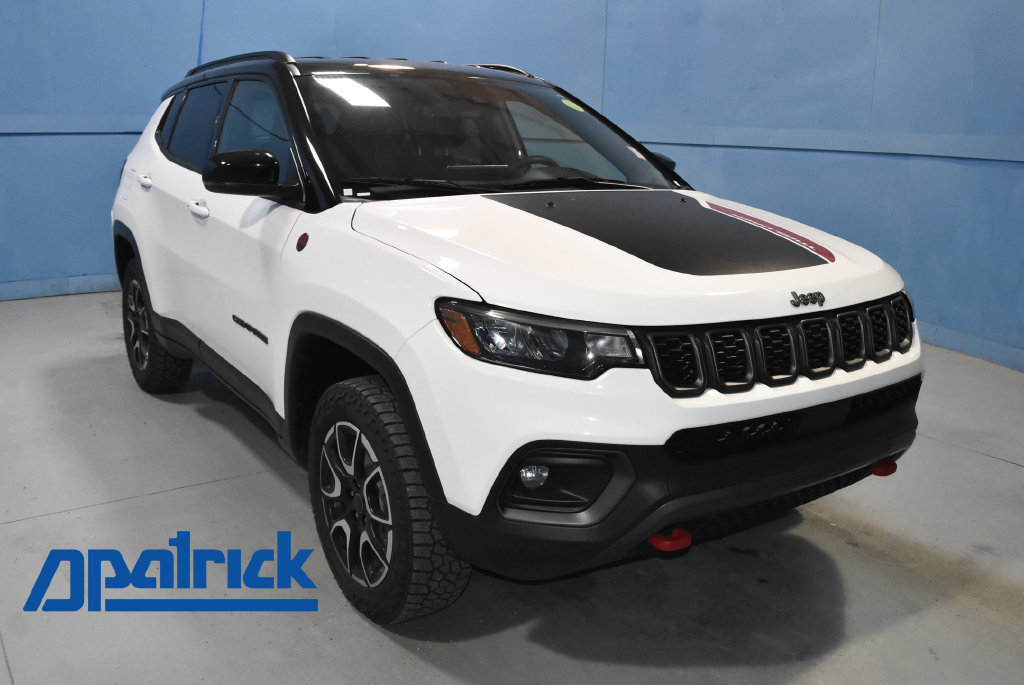 Used 2025 Jeep Compass Trailhawk