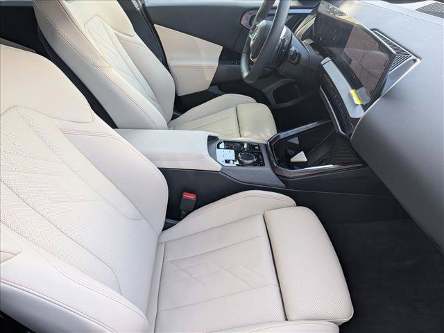 Used 2025 BMW X3 xDrive30i w/ Premium Package AWD/4WD image 23