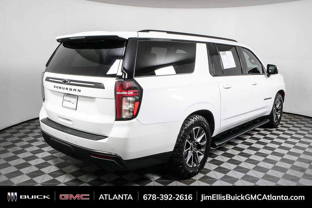 Used 2021 Chevrolet Suburban Z71 w/ Luxury Package image 3