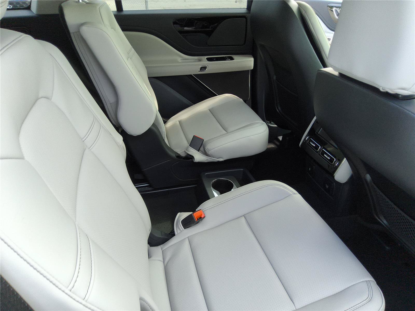 New 2026 Lincoln Aviator 2WD image 22