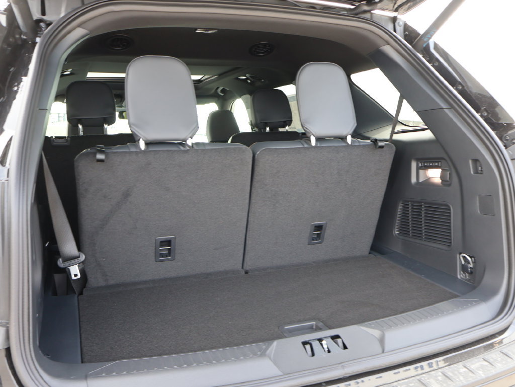 New 2026 Ford Explorer Tremor w/ Tremor Ultimate Package AWD/4WD image 16