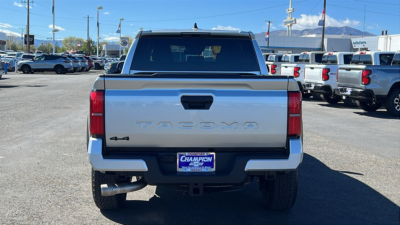 Used 2024 Toyota Tacoma TRD Off-Road AWD/4WD image 6