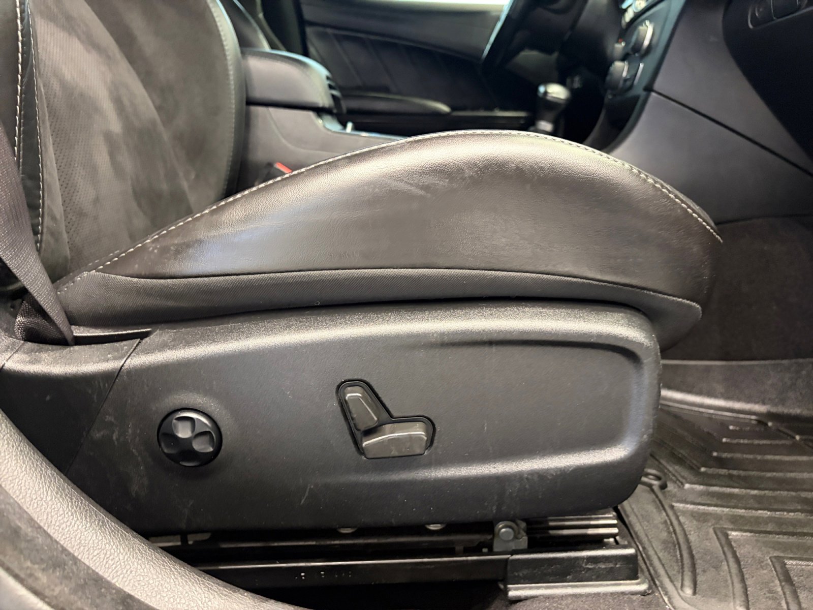 Used 2021 Dodge Charger R/T w/ Plus Group RWD image 27