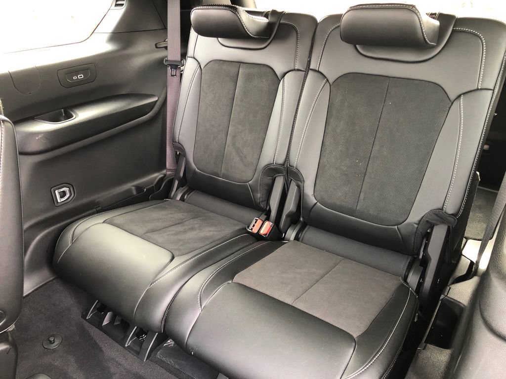 Certified 2024 Jeep Grand Cherokee L Altitude image 24