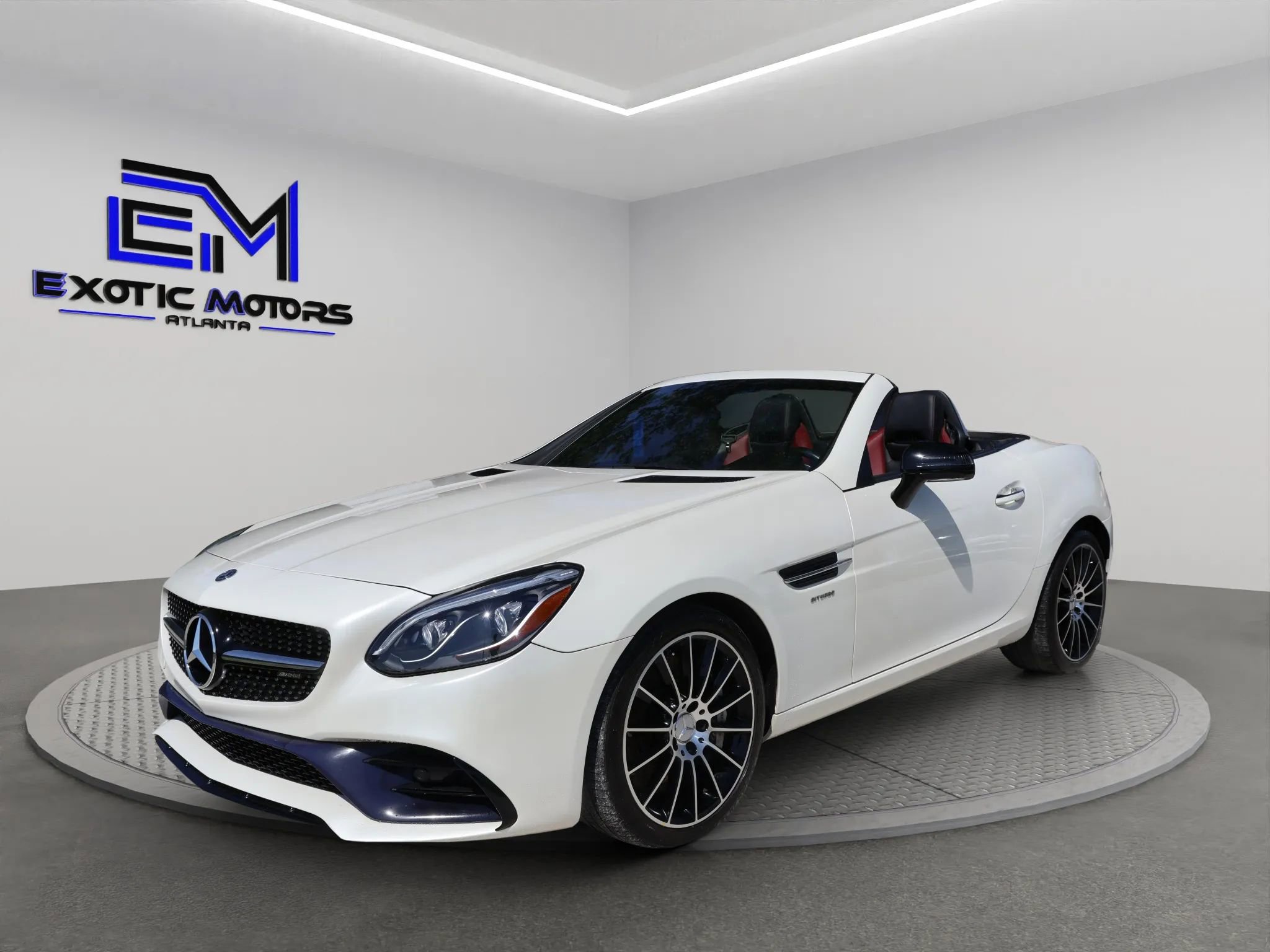 Used 2018 Mercedes-Benz SLC 43 AMG SLC 43 AMG Roadster 2D image 1