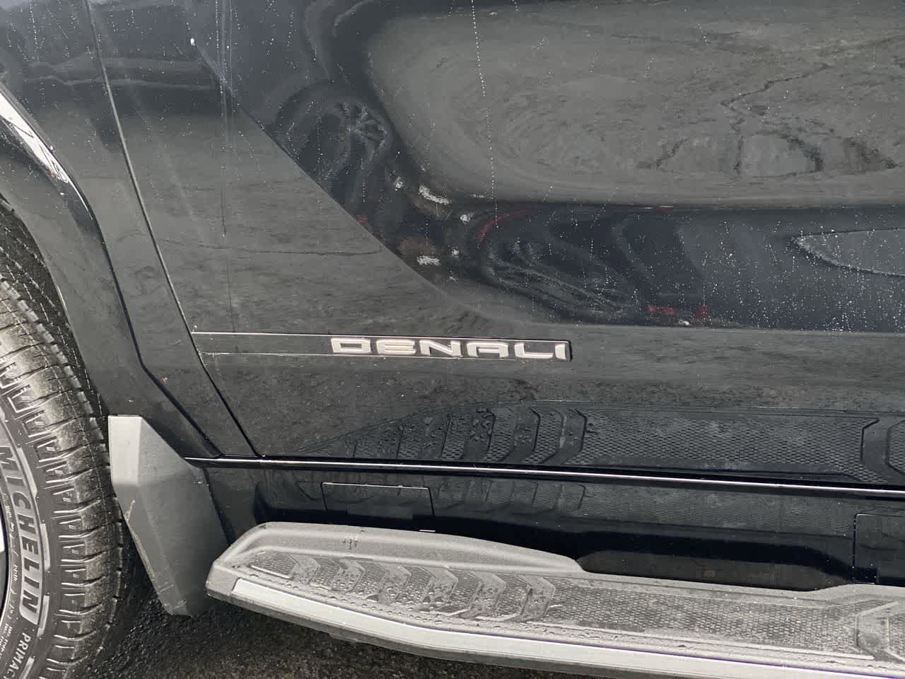 Used 2025 GMC Sierra EV Denali AWD/4WD image 10