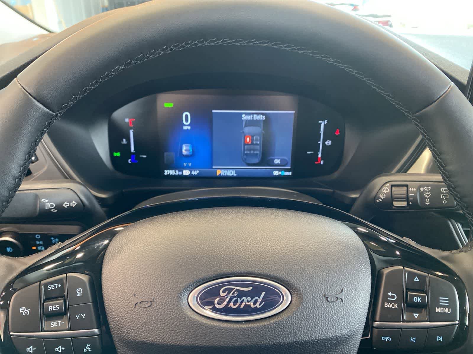 Used 2025 Ford Escape SE image 19