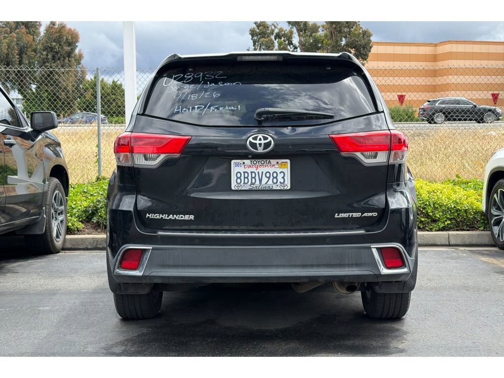 Used 2018 Toyota Highlander Limited Platinum image 6