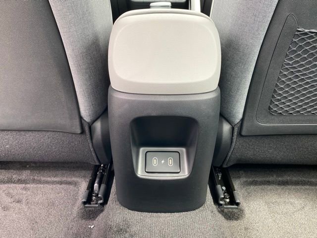 Certified 2025 Hyundai Elantra Limited image 30