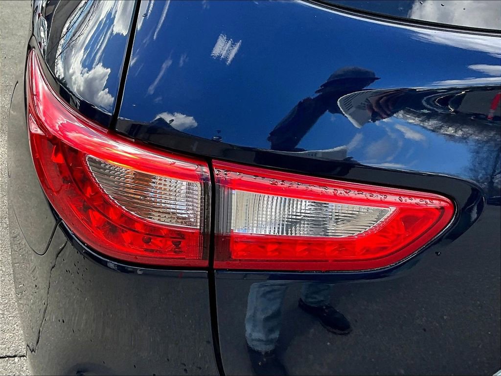 Used 2015 INFINITI QX60 AWD w/ Cargo Package image 28