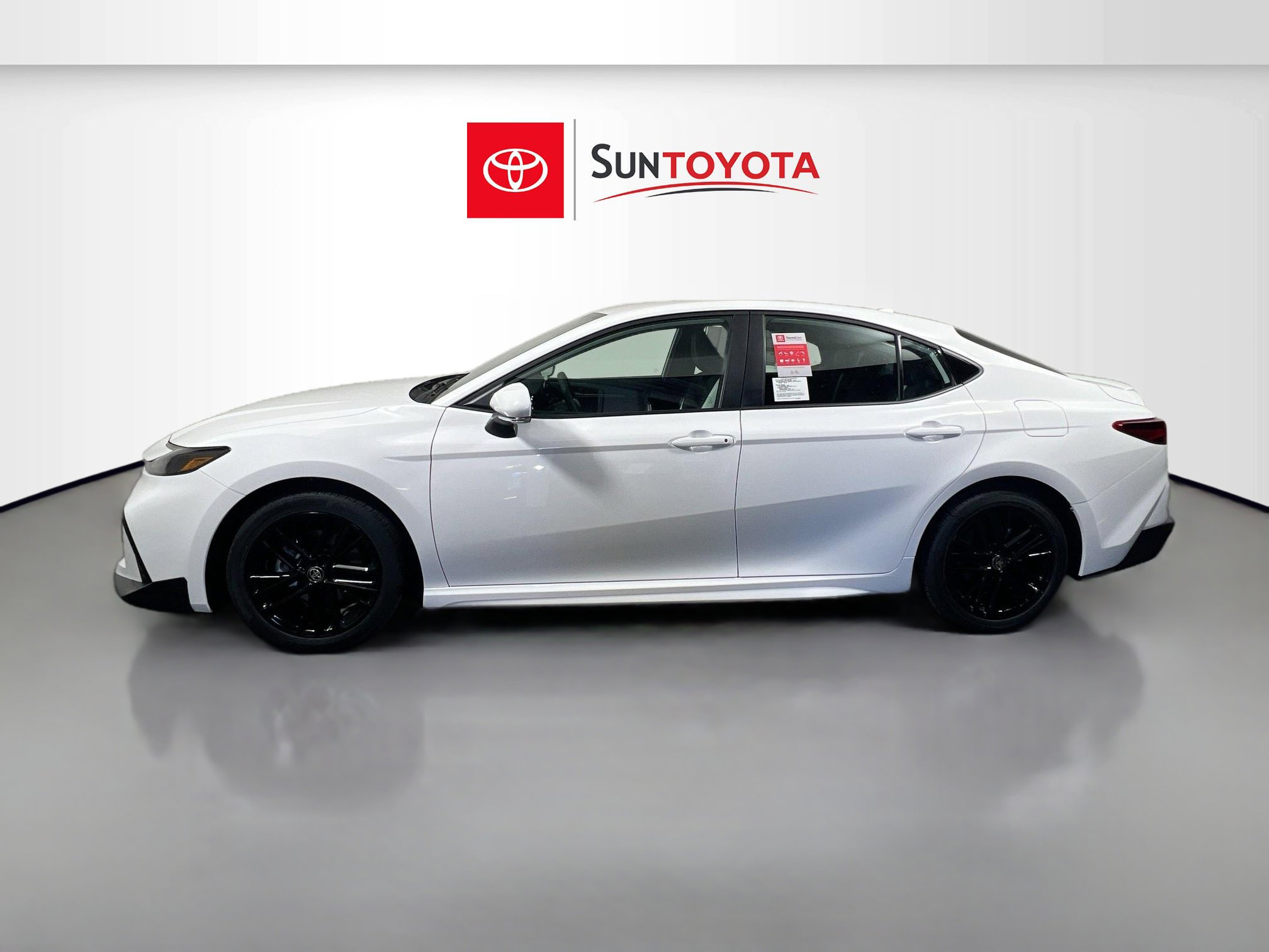 New 2026 Toyota Camry SE image 7