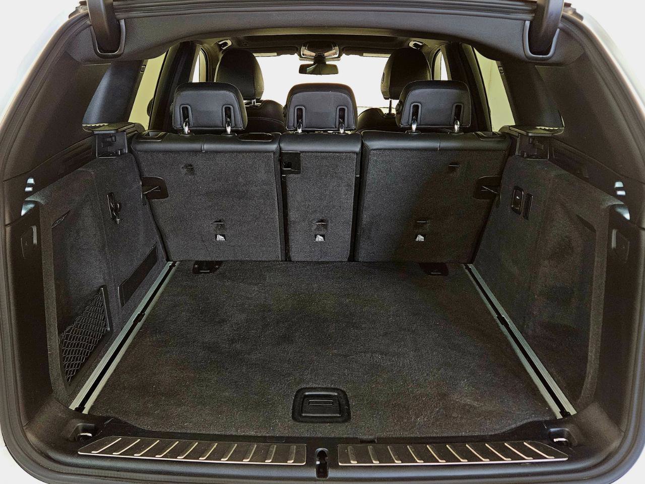 Used 2019 BMW X3 xDrive30i w/ Driving Assistance Package image 7