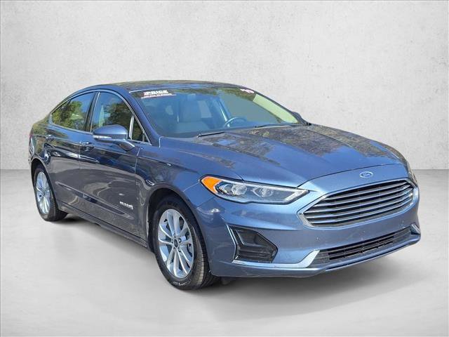 Used 2019 Ford Fusion SEL FWD image 3