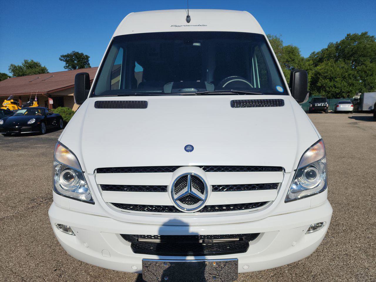 Used 2011 Mercedes-Benz Sprinter 2500 image 12