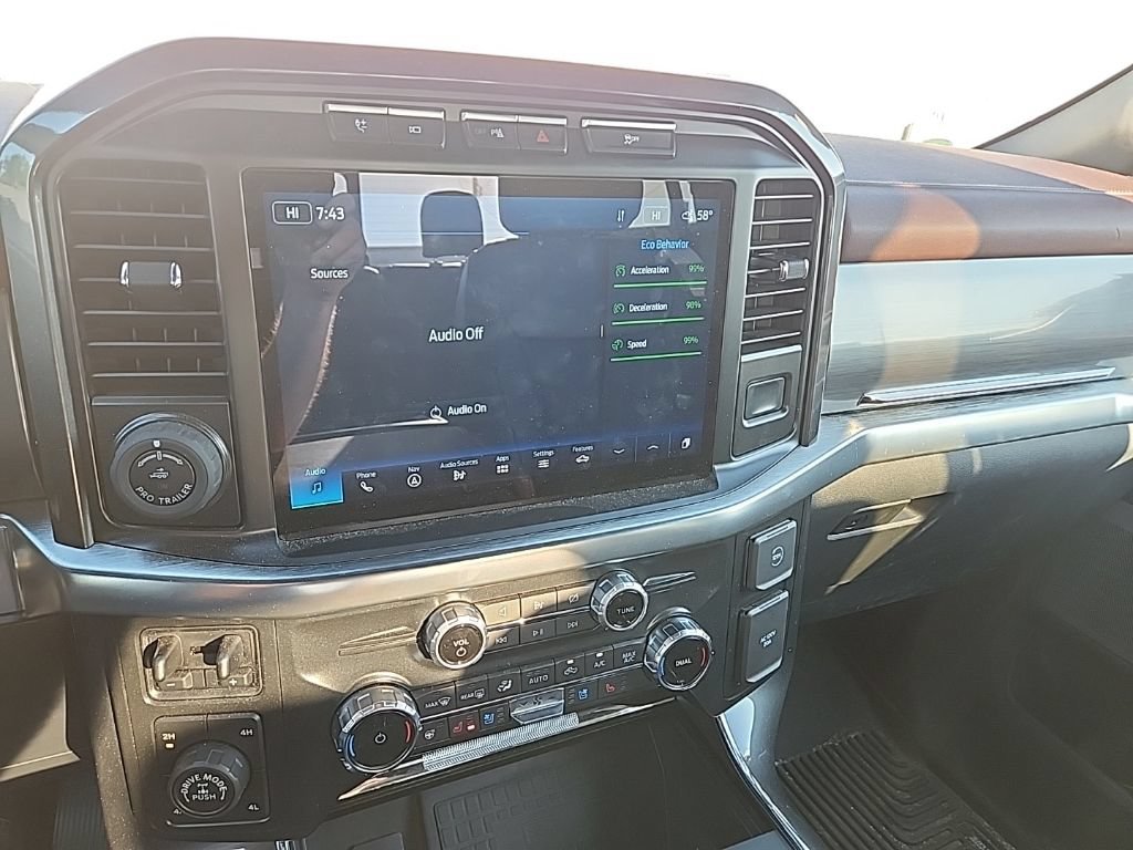 Used 2022 Ford F150 Lariat w/ Equipment Group 502A High AWD/4WD image 12