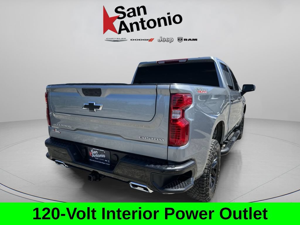 Used 2026 Chevrolet Silverado 1500 Custom Trail Boss AWD/4WD image 14
