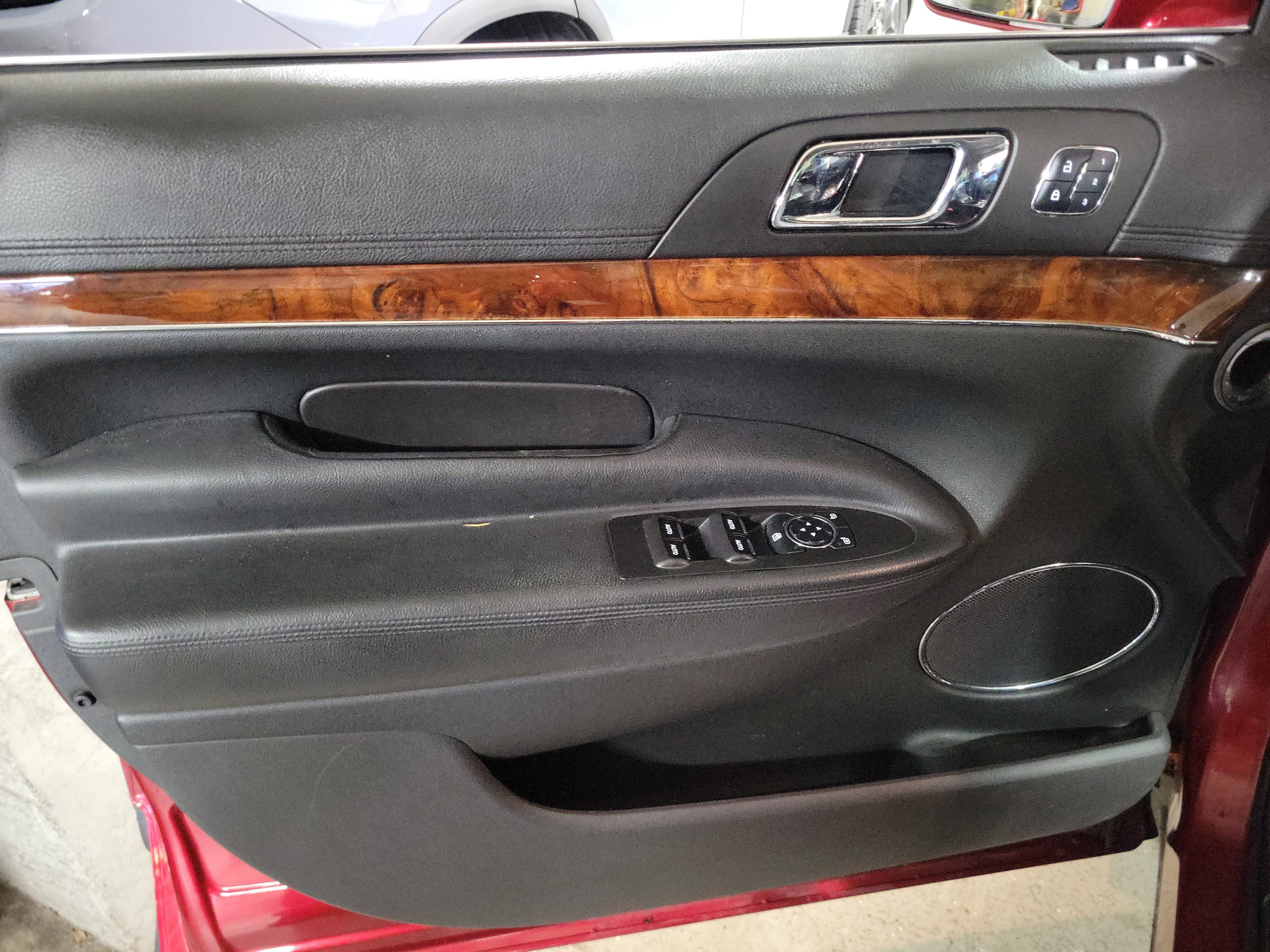 Used 2015 Lincoln MKT AWD w/ Equipment Group 201A image 21