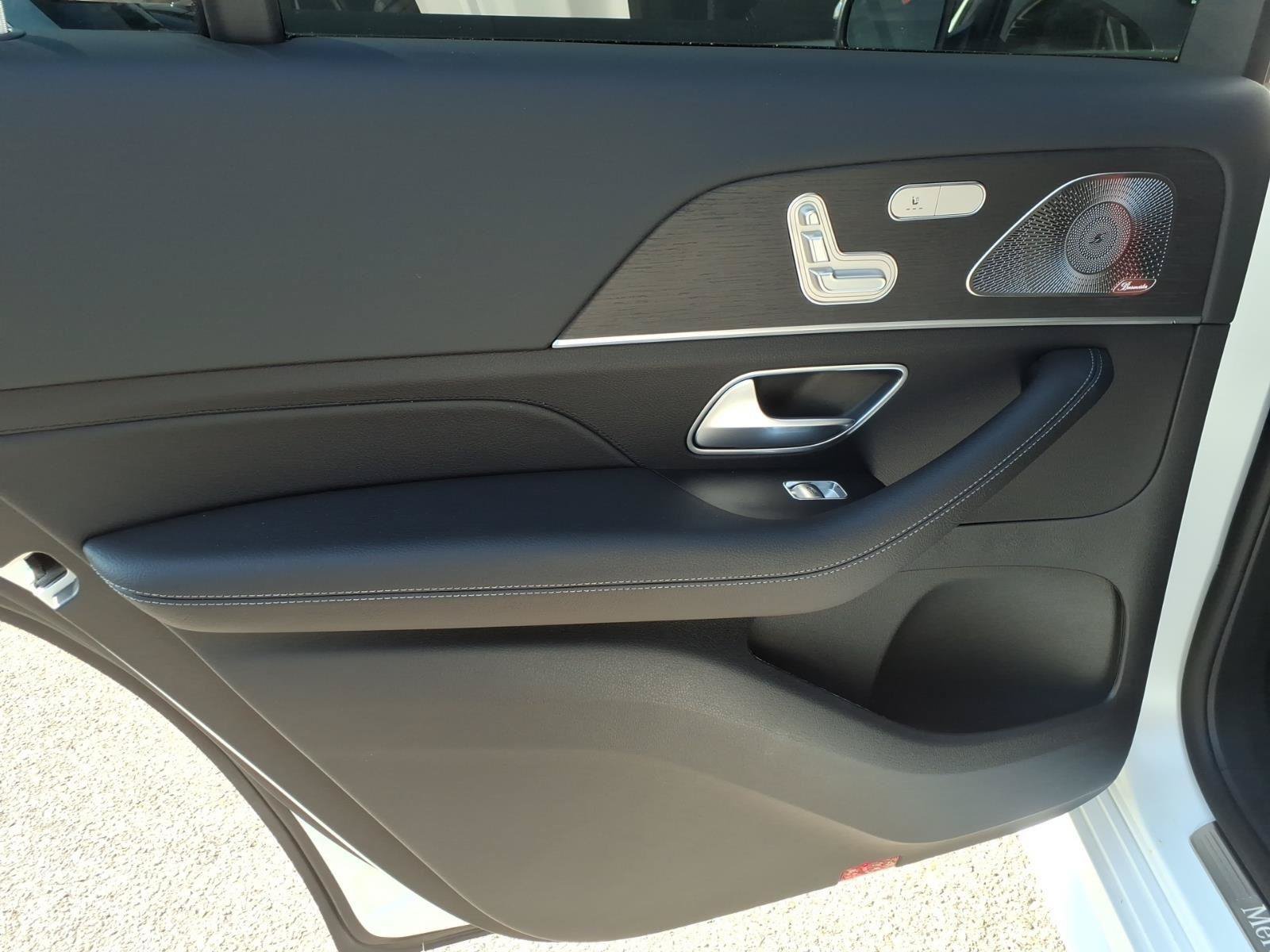 New 2026 Mercedes-Benz GLS 450 4MATIC image 21