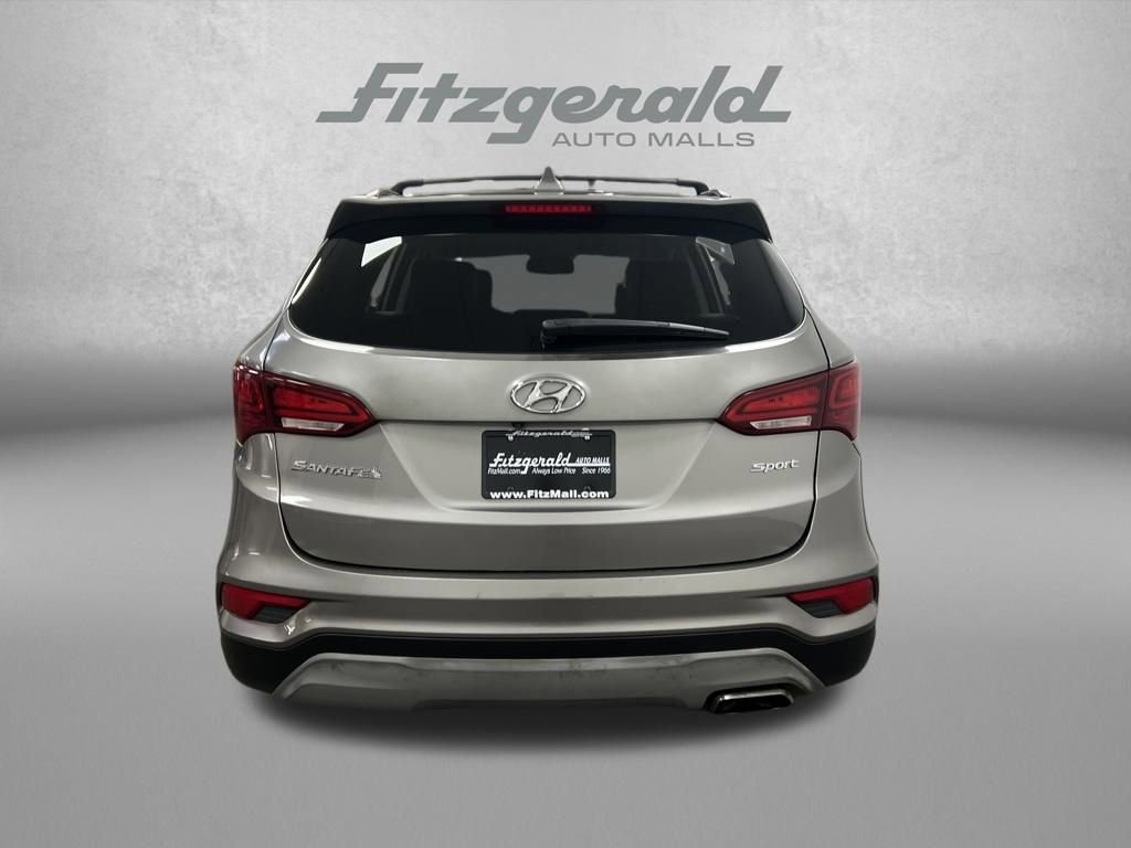 Used 2018 Hyundai Santa Fe Sport image 4