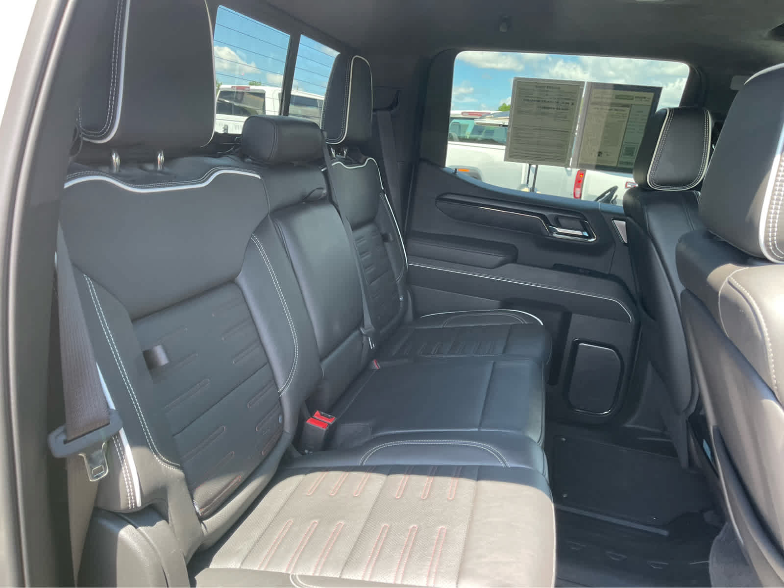 Used 2023 GMC Sierra 1500 AT4X AWD/4WD image 23