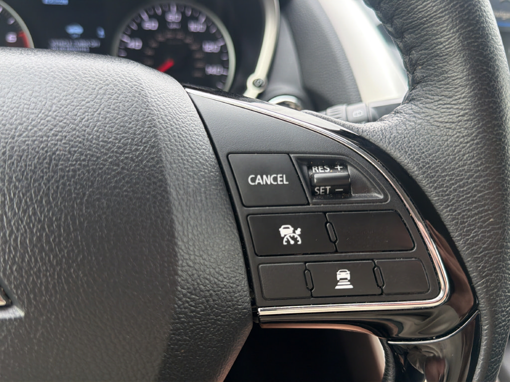 Used 2025 Mitsubishi Eclipse Cross SE AWD/4WD image 22