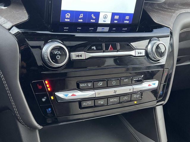 Certified 2024 Ford Explorer Platinum w/ Technology Package image 28