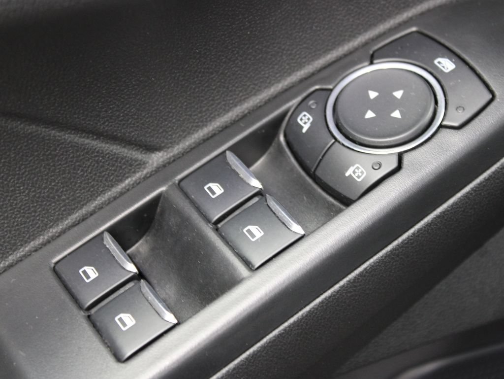 Used 2025 Ford Escape Platinum AWD/4WD image 56