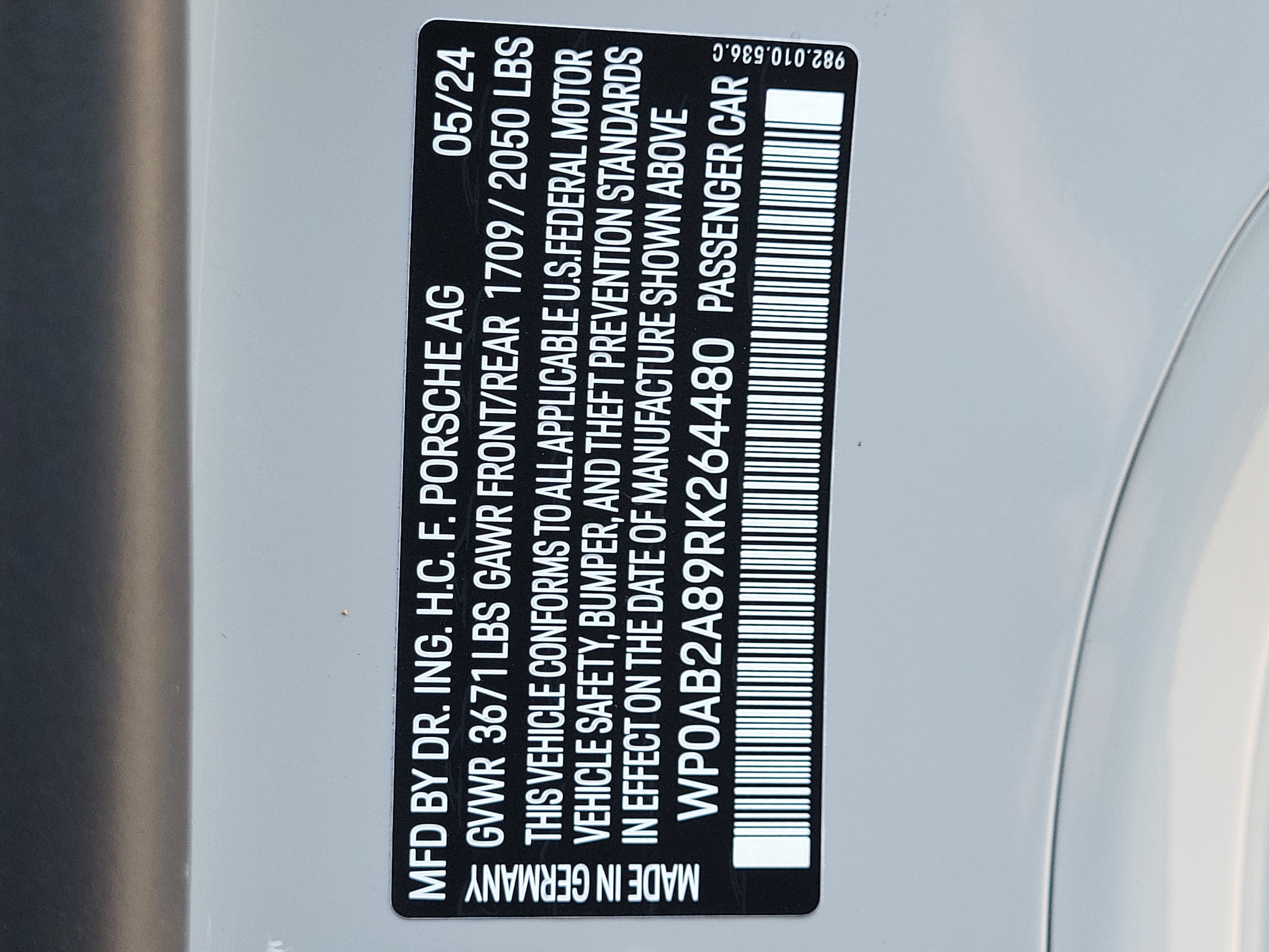 Certified 2024 Porsche 718 Cayman S RWD image 53