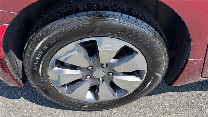 Used 2018 Chrysler Pacifica Limited w/ Advanced Safetytec Group FWD image 27