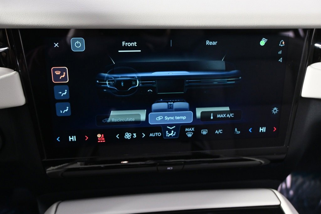 New 2026 Lincoln Navigator Reserve w/ Jet Appearance Package image 31