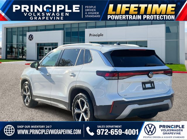 New 2027 Volkswagen Tiguan SE FWD image 4