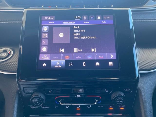 Used 2023 Jeep Grand Cherokee Altitude image 21