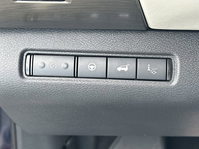 Used 2022 Nissan Pathfinder Platinum w/ Lighting Package (N93) image 21