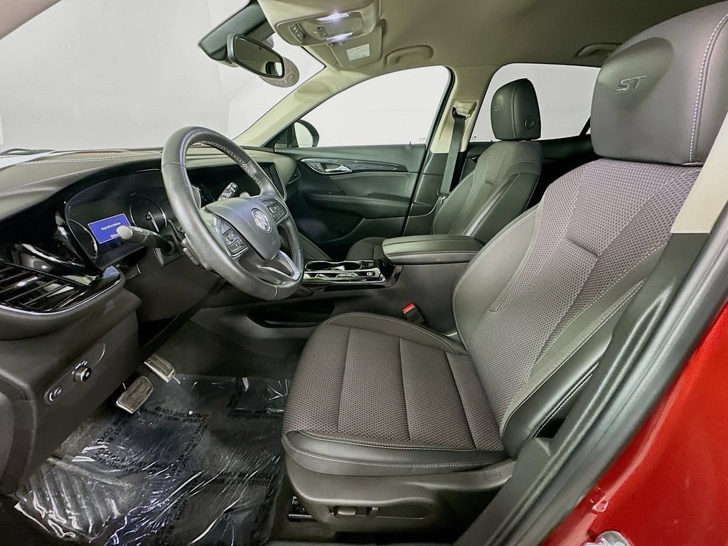 Used 2023 Buick Envision Preferred w/ Sport Touring Package AWD/4WD image 29