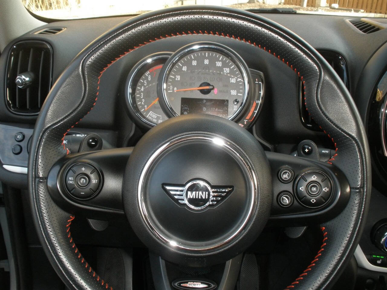 Used 2019 MINI Cooper Countryman S w/ Storage Package image 39